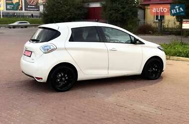 Хэтчбек Renault Zoe 2017 в 