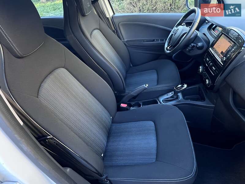 Хетчбек Renault Zoe 2017 в Чернівцях