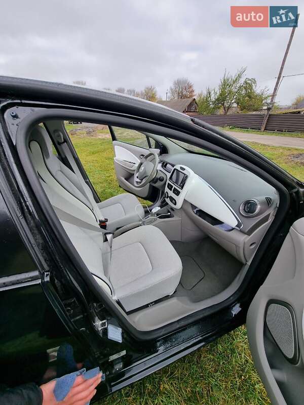 Хетчбек Renault Zoe 2017 в Рокитному