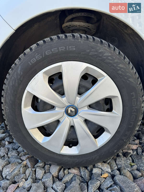 Хетчбек Renault Zoe 2020 в Володимирі фото 30 Хетчбек Renault Zoe 2020 в Володимирі