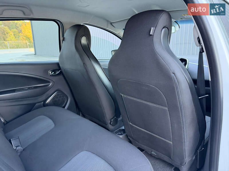 Хэтчбек Renault Zoe 2017 в Дубно фото 48 Хэтчбек Renault Zoe 2017 в Дубно
