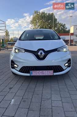 Хэтчбек Renault Zoe 2021 в 