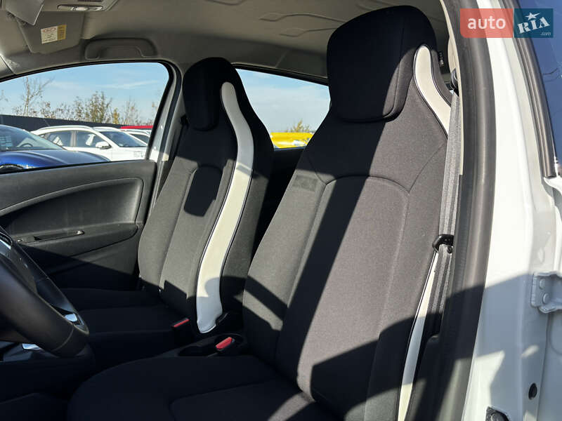 Хэтчбек Renault Zoe 2020 в Львове фото 19 Хэтчбек Renault Zoe 2020 в Львове