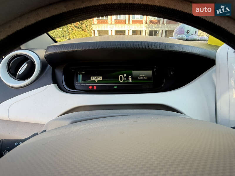 Хетчбек Renault Zoe 2017 в Львові