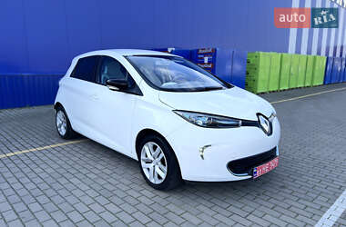 Хетчбек Renault Zoe 2014 в  фото 7 Хетчбек Renault Zoe 2014 в