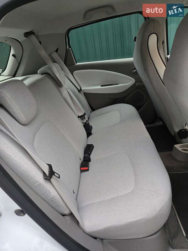 Хэтчбек Renault Zoe 2017 в Киеве фото 8 Хэтчбек Renault Zoe 2017 в Киеве