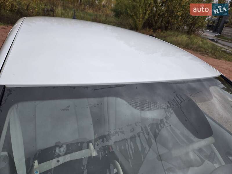 Хэтчбек Renault Zoe 2017 в Киеве фото 28 Хэтчбек Renault Zoe 2017 в Киеве