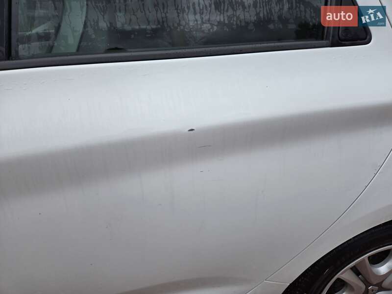 Хэтчбек Renault Zoe 2017 в Киеве фото 34 Хэтчбек Renault Zoe 2017 в Киеве