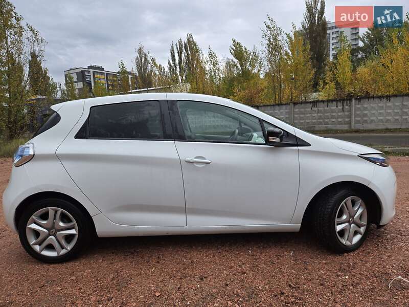 Хэтчбек Renault Zoe 2017 в Киеве фото 38 Хэтчбек Renault Zoe 2017 в Киеве