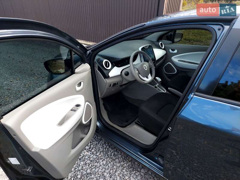 Хетчбек Renault Zoe 2017 в Львові