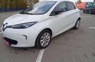Хетчбек Renault Zoe 2014 в  фото 8 Хетчбек Renault Zoe 2014 в