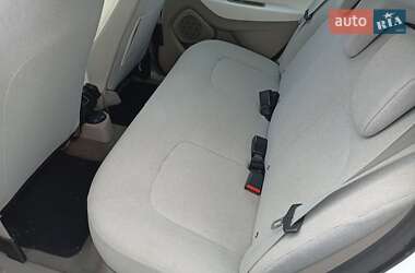 Хетчбек Renault Zoe 2014 в  фото 11 Хетчбек Renault Zoe 2014 в