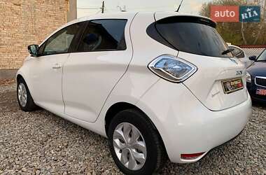 Хетчбек Renault Zoe 2015 в  фото 7 Хетчбек Renault Zoe 2015 в