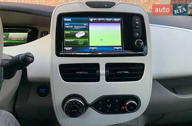 Хетчбек Renault Zoe 2015 в  фото 18 Хетчбек Renault Zoe 2015 в