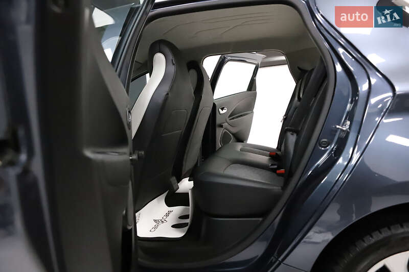 Хэтчбек Renault Zoe 2022 в Дрогобыче фото 66 Хэтчбек Renault Zoe 2022 в Дрогобыче