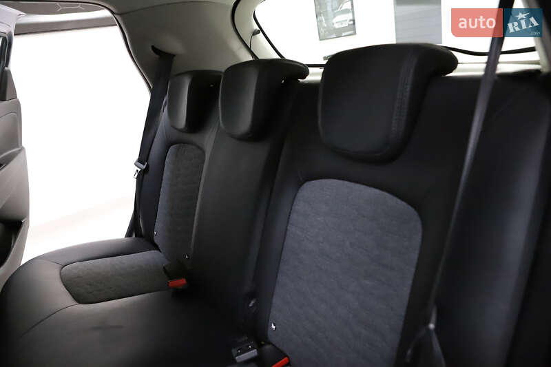 Хэтчбек Renault Zoe 2022 в Дрогобыче фото 72 Хэтчбек Renault Zoe 2022 в Дрогобыче