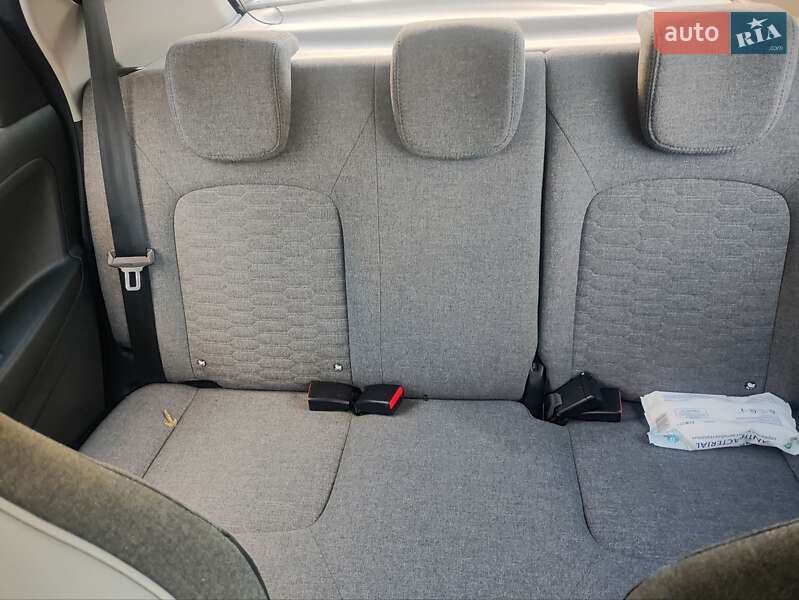 Хэтчбек Renault Zoe 2019 в Коломые фото 7 Хэтчбек Renault Zoe 2019 в Коломые