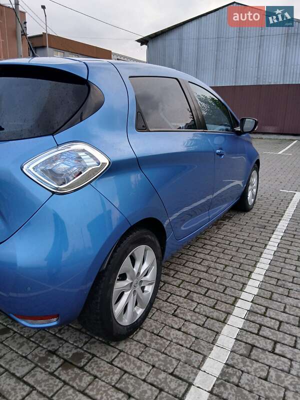 Хэтчбек Renault Zoe 2016 в Черкассах