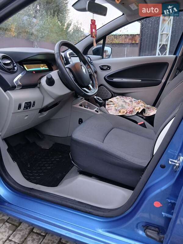 Хэтчбек Renault Zoe 2016 в Черкассах