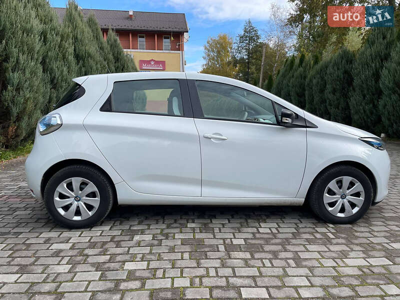 Хэтчбек Renault Zoe 2017 в Самборе