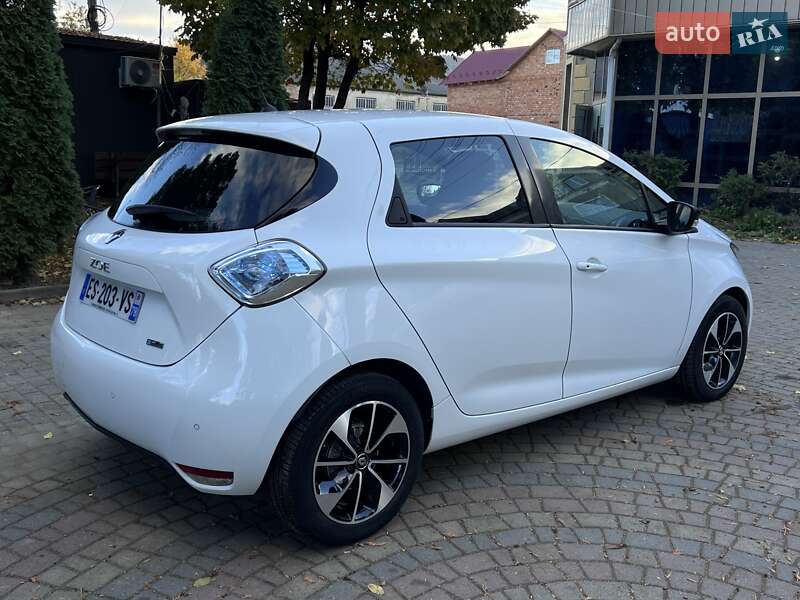 Хетчбек Renault Zoe 2017 в Чернівцях фото 3 Хетчбек Renault Zoe 2017 в Чернівцях