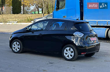 Хетчбек Renault Zoe 2015 в  фото 6 Хетчбек Renault Zoe 2015 в