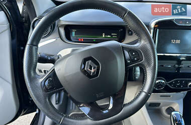 Хетчбек Renault Zoe 2015 в  фото 27 Хетчбек Renault Zoe 2015 в