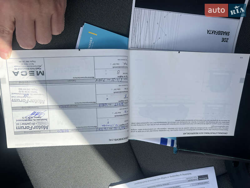 Хетчбек Renault Zoe 2015 в Золочеві