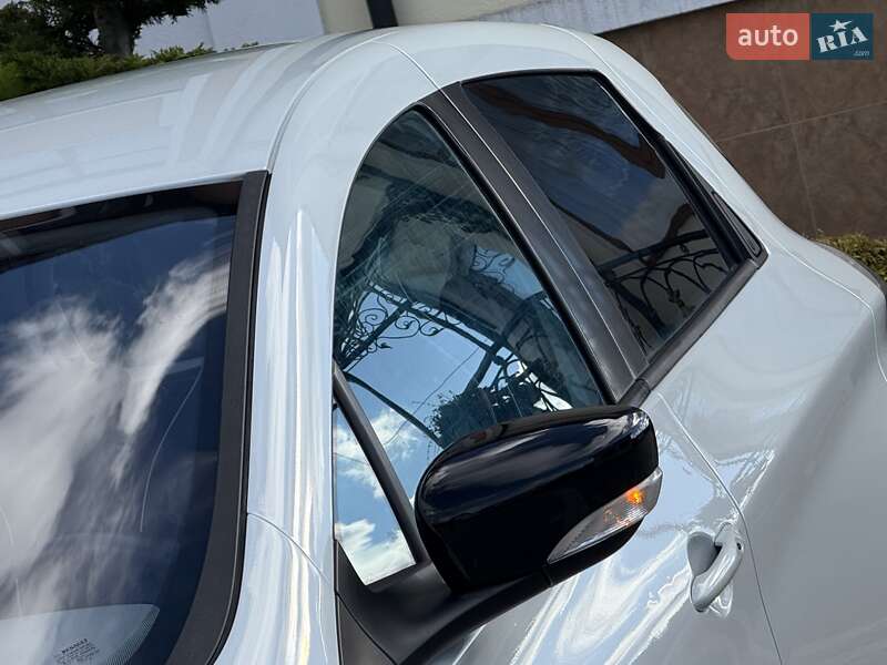 Хетчбек Renault Zoe 2013 в Дрогобичі