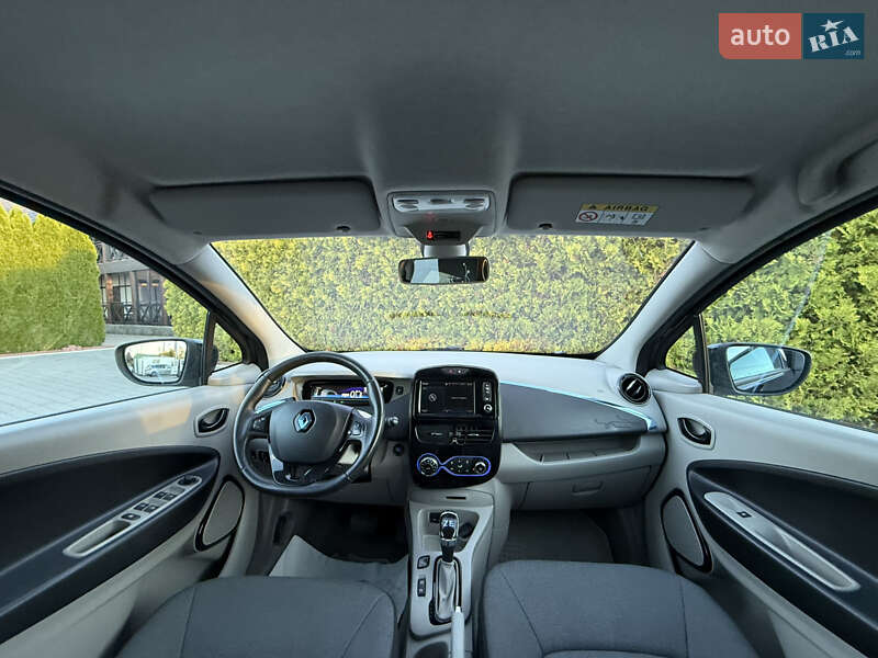 Хетчбек Renault Zoe 2014 в Стрию фото 5 Хетчбек Renault Zoe 2014 в Стрию