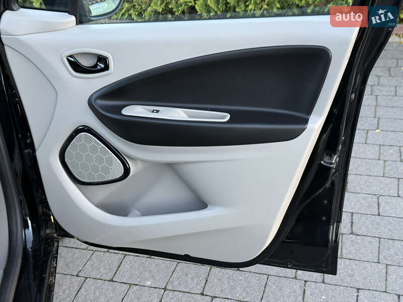 Хетчбек Renault Zoe 2014 в Стрию фото 32 Хетчбек Renault Zoe 2014 в Стрию