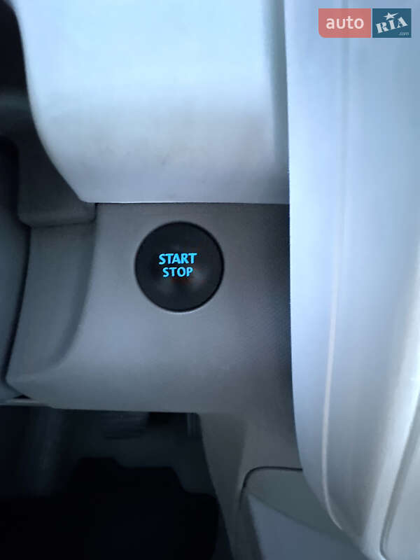 Хэтчбек Renault Zoe 2017 в Самборе фото 58 Хэтчбек Renault Zoe 2017 в Самборе