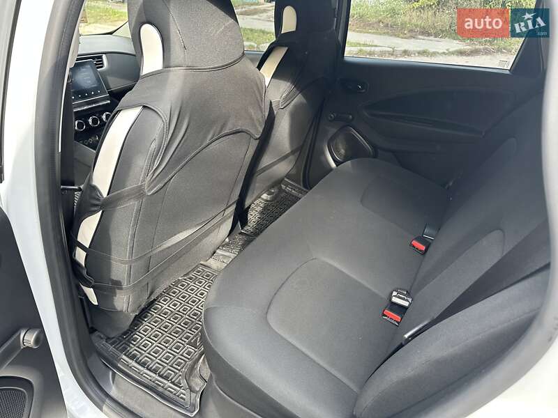 Хэтчбек Renault Zoe 2020 в Бердичеве фото Хэтчбек Renault Zoe 2020 в Бердичеве