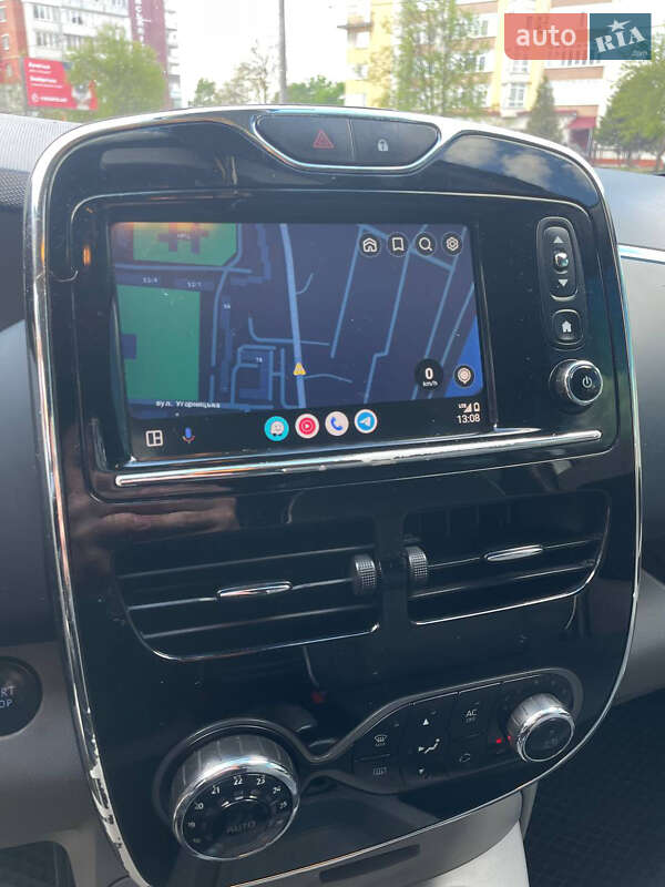 Хетчбек Renault Zoe 2013 в Івано-Франківську