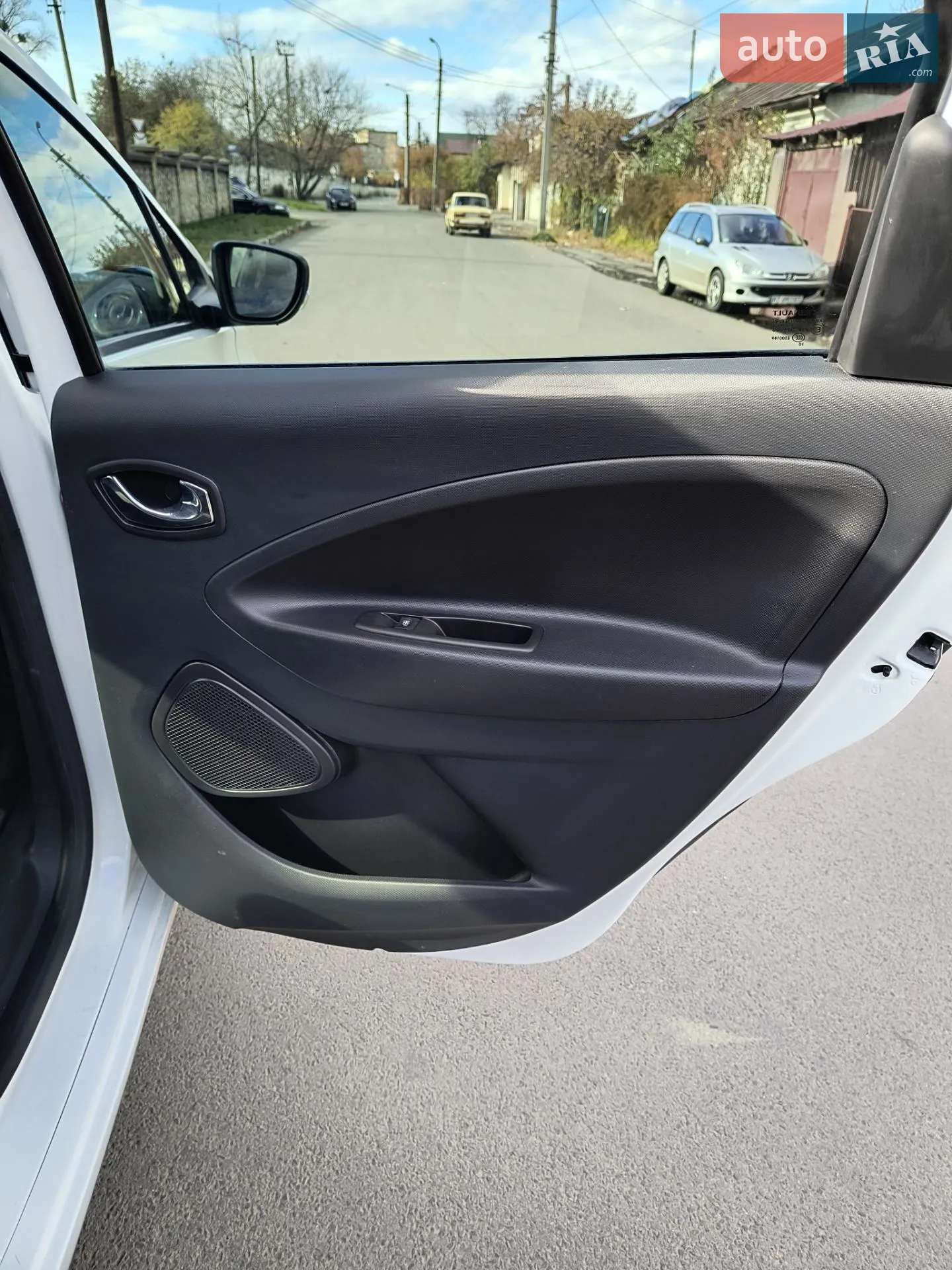 2018 Renault ZOE - мініатюра 17