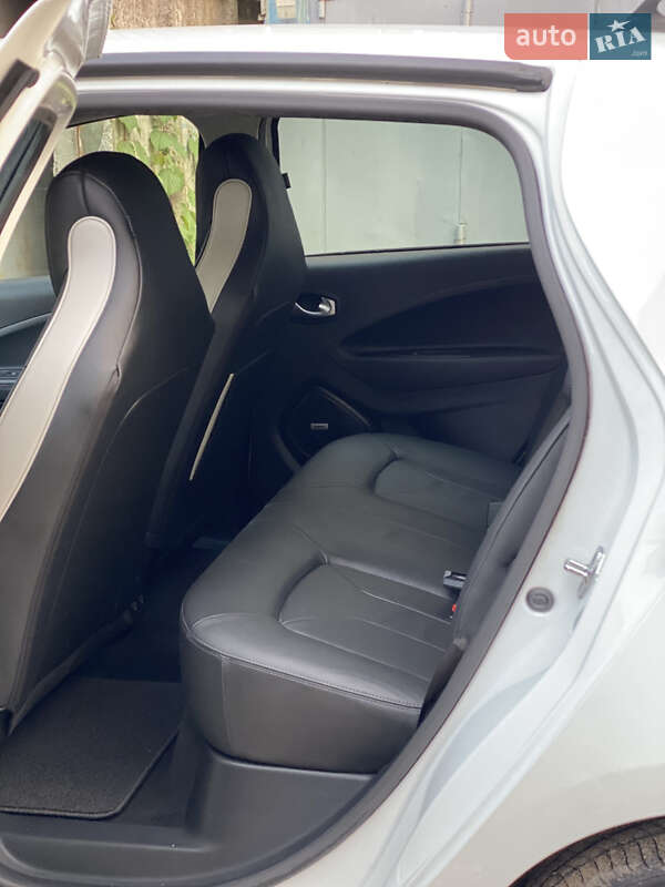 Хэтчбек Renault Zoe 2020 в Тернополе фото 24 Хэтчбек Renault Zoe 2020 в Тернополе