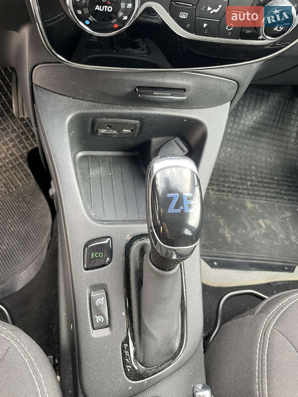 Хэтчбек Renault Zoe 2017 в Тернополе фото 10 Хэтчбек Renault Zoe 2017 в Тернополе
