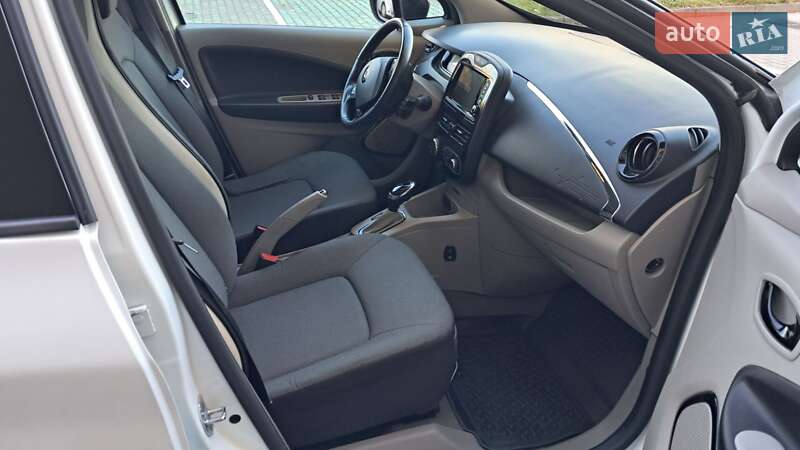 Хетчбек Renault Zoe 2016 в Львові фото 15 Хетчбек Renault Zoe 2016 в Львові