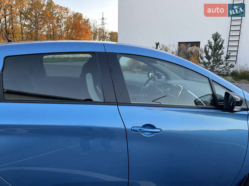Хэтчбек Renault Zoe 2016 в Луцке фото 15 Хэтчбек Renault Zoe 2016 в Луцке
