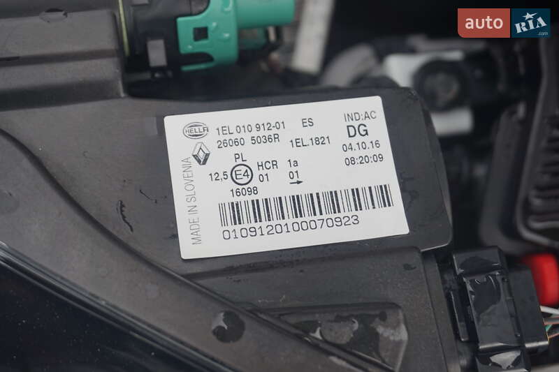 Хэтчбек Renault Zoe 2016 в Самборе фото 55 Хэтчбек Renault Zoe 2016 в Самборе