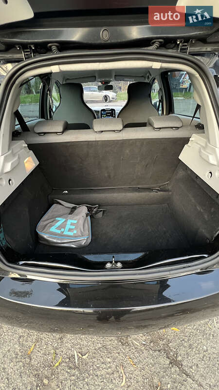 Хэтчбек Renault Zoe 2015 в Ивано-Франковске фото 28 Хэтчбек Renault Zoe 2015 в Ивано-Франковске