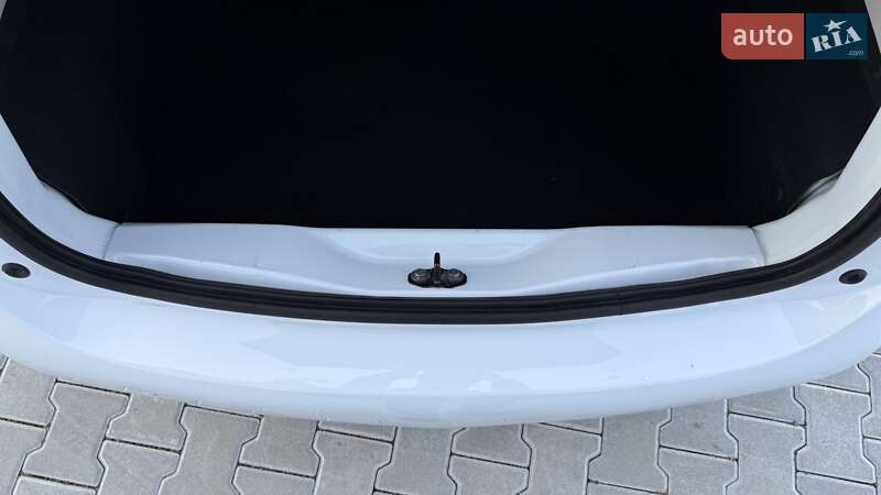 Хэтчбек Renault Zoe 2020 в Тернополе