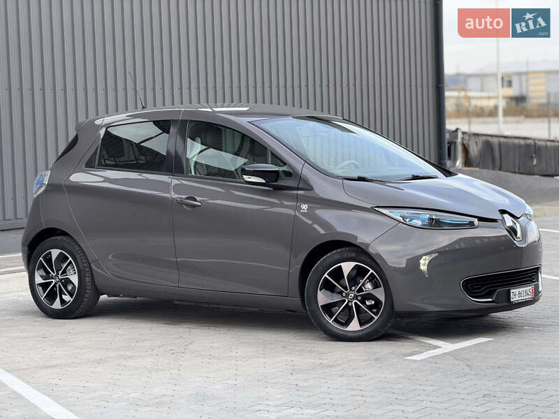 Хэтчбек Renault Zoe 2018 в Дубно