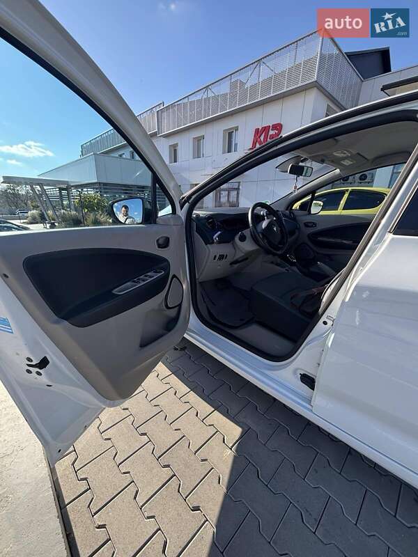 Хэтчбек Renault Zoe 2016 в Хмельницком фото 6 Хэтчбек Renault Zoe 2016 в Хмельницком
