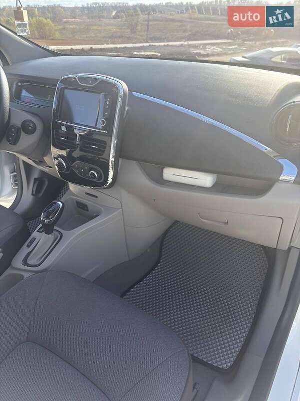 Хэтчбек Renault Zoe 2016 в Хмельницком фото 12 Хэтчбек Renault Zoe 2016 в Хмельницком