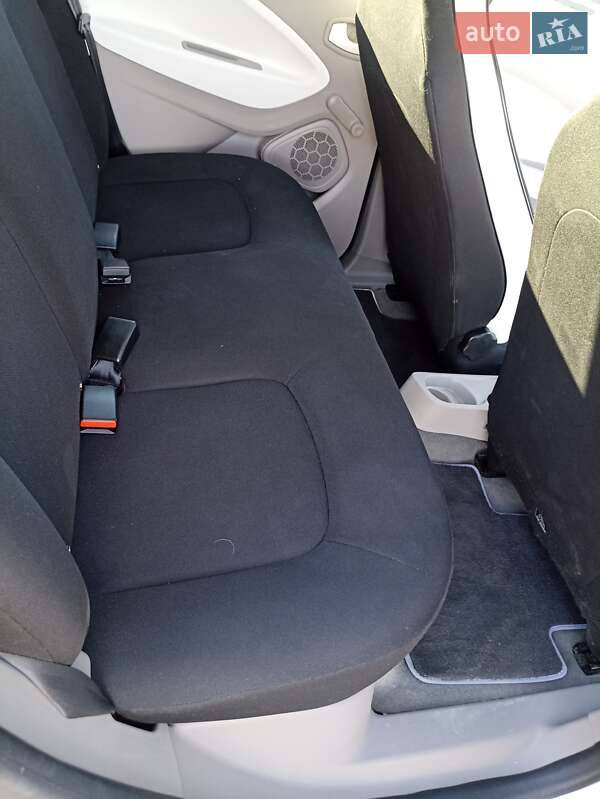 Хетчбек Renault Zoe 2015 в Коломиї фото 21 Хетчбек Renault Zoe 2015 в Коломиї