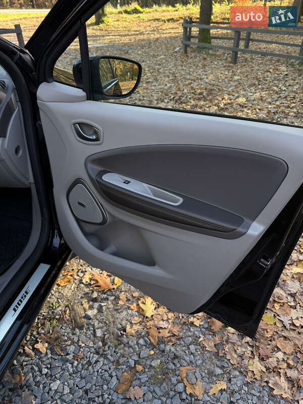 Хэтчбек Renault Zoe 2017 в Бродах фото 17 Хэтчбек Renault Zoe 2017 в Бродах