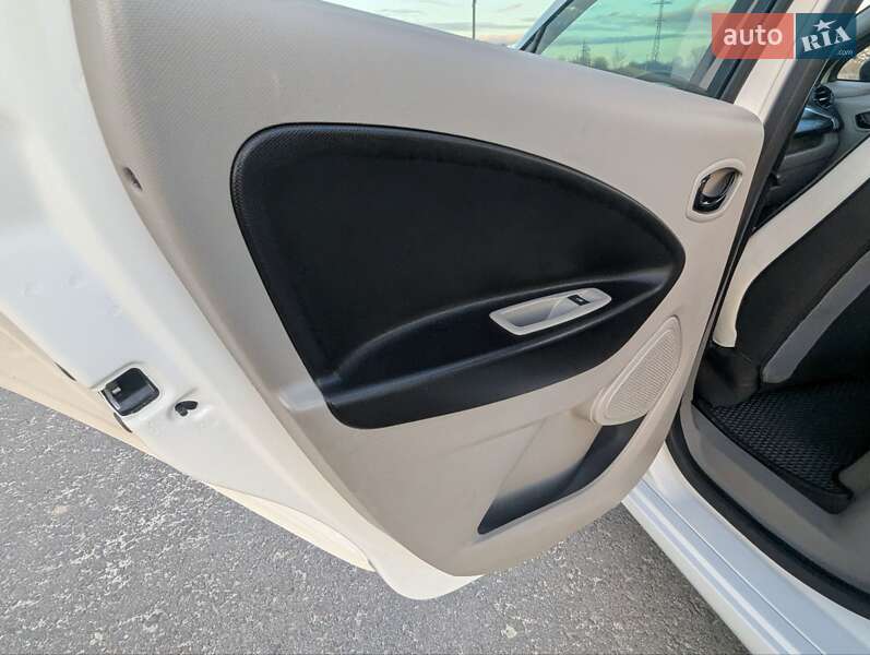 Хэтчбек Renault Zoe 2016 в Дрогобыче