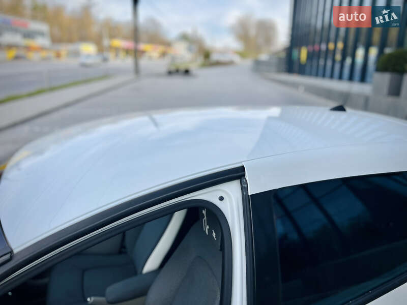 Хэтчбек Renault Zoe 2015 в Тернополе