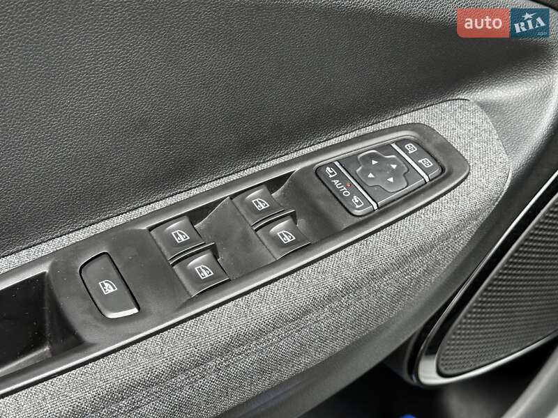 Хэтчбек Renault Zoe 2020 в Мукачево фото 15 Хэтчбек Renault Zoe 2020 в Мукачево